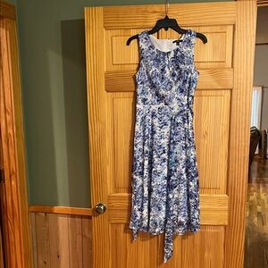 R&K Blue and White Floral Midi Dress